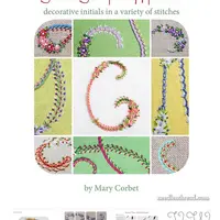 Инициалы декоративными стежками