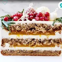 Бисквитный торт в новогоднем стиле