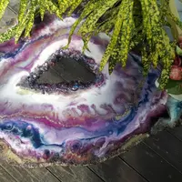 Мини-стол с геодами