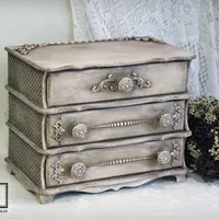 Комод дамский