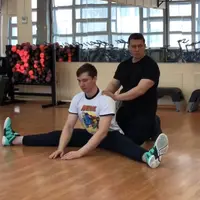 Шпагат за 5 минут. Растяжка при сколиозе с изменением позно-тонических реакций