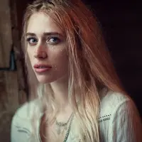 Детальная ретушь женского портрета