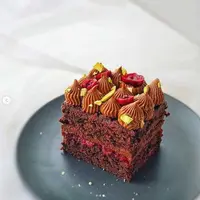 Торт-пирожное «Вишня в шоколаде». Веганторт