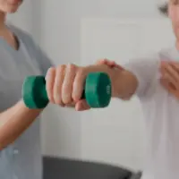 Двигательная реабилитация при травмах плечевого пояса