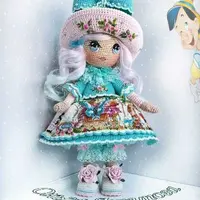 Вязаная игрушка Мальвина