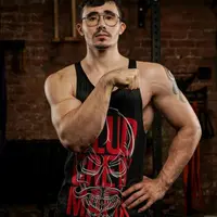 Огромные предплечья