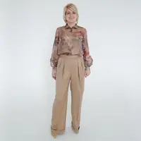 Модные брюки со складками