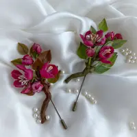 Брошь Веточка яблони