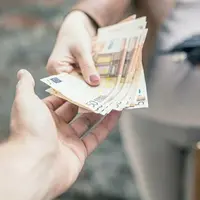 Практика и деньги