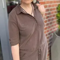 Платье с воротником поло