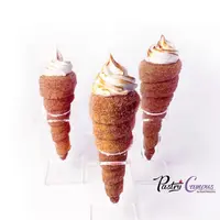 Слоеные трубочки с белковым кремом