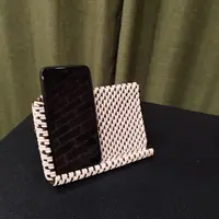 МК по подставке для телефона