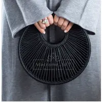 Круглая сумочка из вощеного шнура