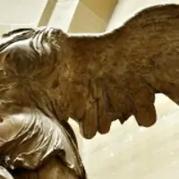 Ника Самофракийская