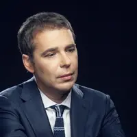 Как менять убеждения себе и другому человеку. Магия языка и самые мощные фокусы языка