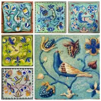 Птицы в растительном орнаменте по мотивам изразцов