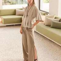 Эффектная блузка с цельнокроеными рукавами №103 5/2024