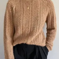 Ажурный пуловер реглан Acanthus