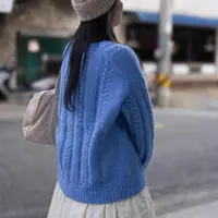 Вязаный косами свитер оверсайз Baci