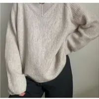 Свитер Chantal с V-образным вырезом