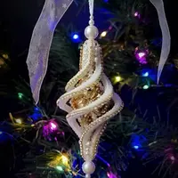 Новогодняя игрушка №8