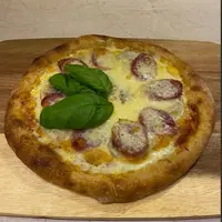 Выпечка итальянских пицц