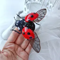 Архитектурная 3d брошь Божья Коровка