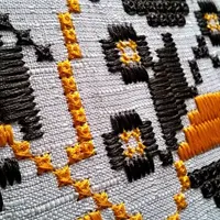 Цветочный дизайн вышивки. Украинский узор