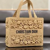 Сумка Christian Dior из рафии