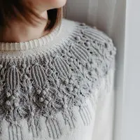 Свитер с круглой кокеткой Regalia