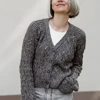Вязаный крючком ажурный женский кардиган Vārpa Cardigan