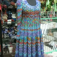 Платье Precious Dress и мастер-класс по обработке горловины шелковым шарфом