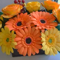 Изысканный комплимент с цветами из фоамирана